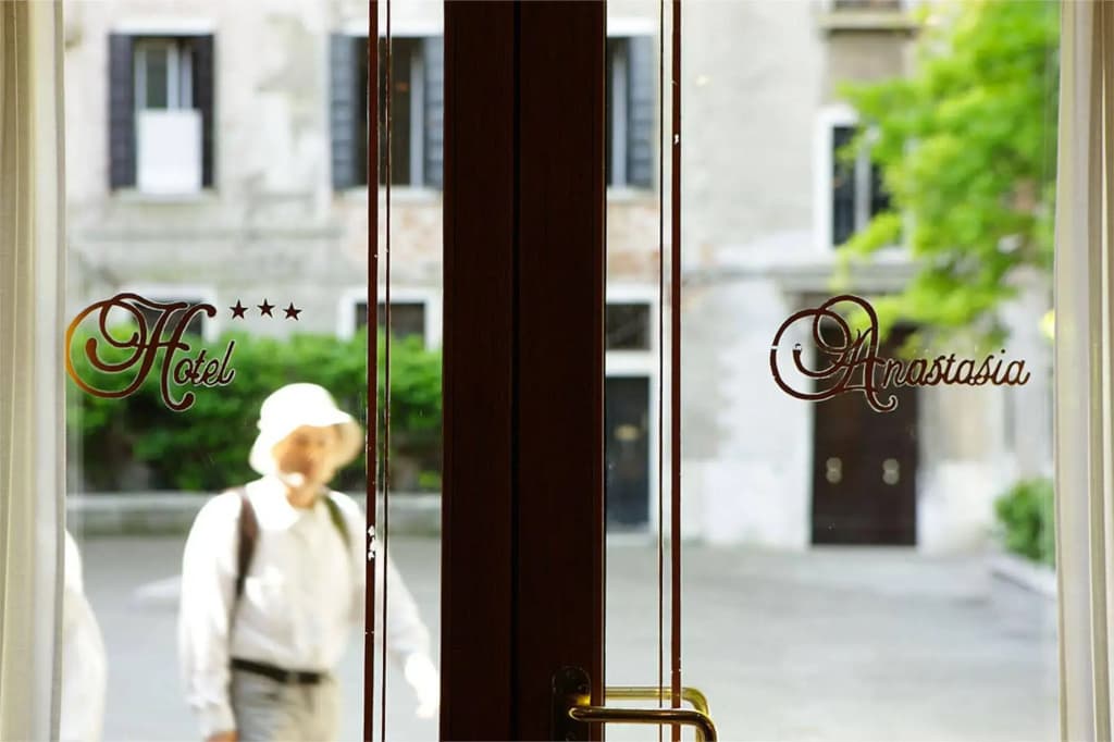 Hotel Anastasia - photo 1