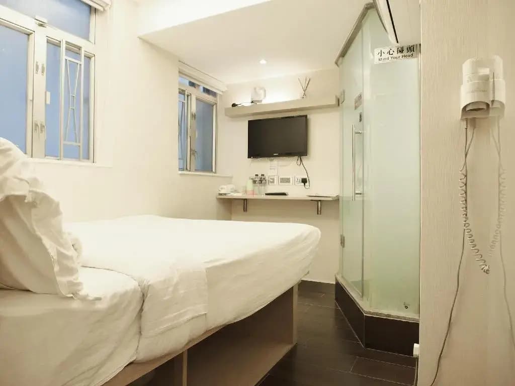 i-Hotel Limited - photo 13