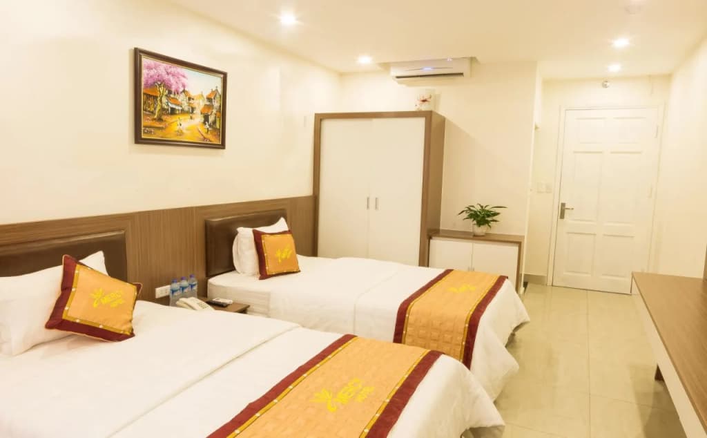 Mercy Hotel - photo 18