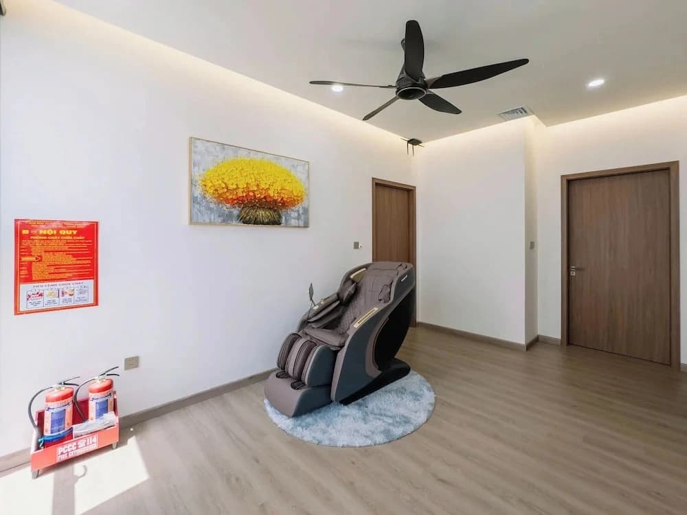 Regal Riverside Villas - photo 16