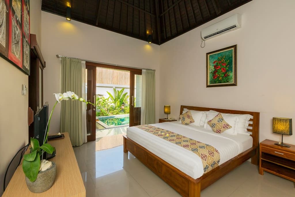 Kubal Villa and Living Seminyak - photo 6