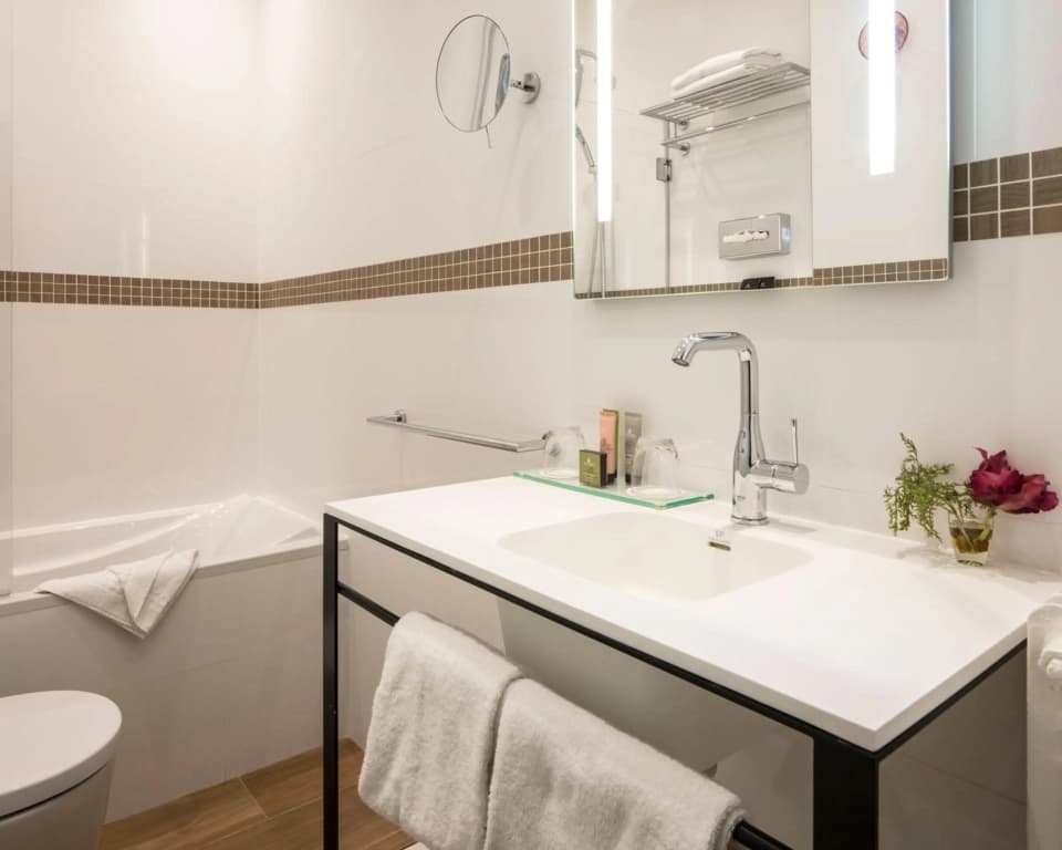 Hôtel Malte - Astotel - photo 31