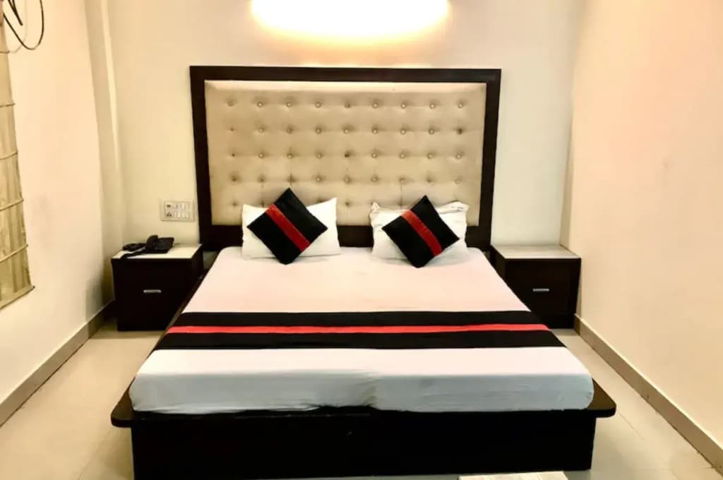 Capital O 10750 Hotel Vivek - photo 18