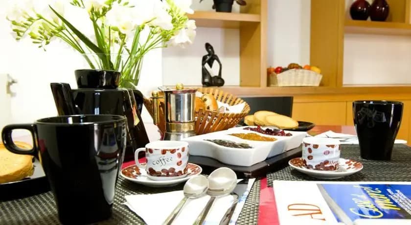 Corner House - photo 7