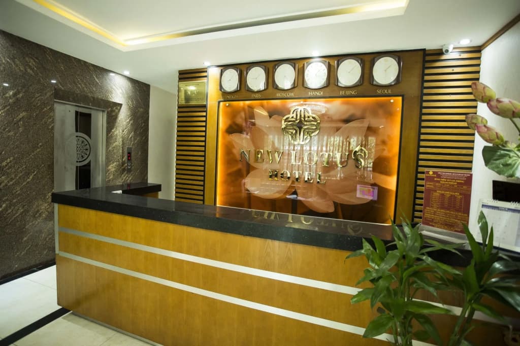 New Lotus Hotel - photo 2