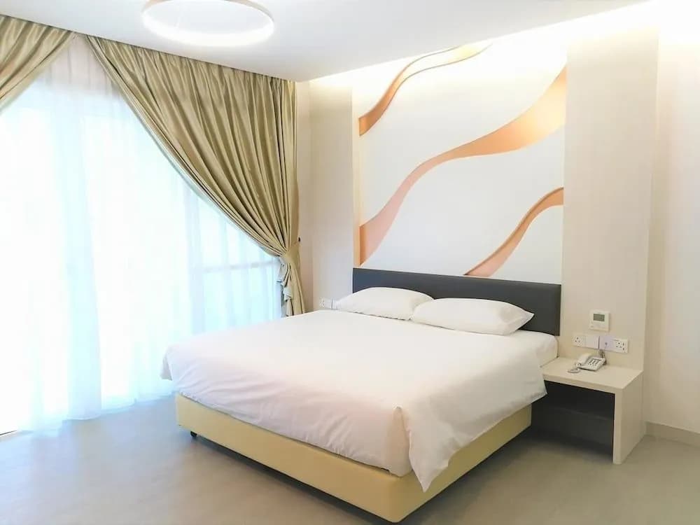 Legacy Hotel - photo 5