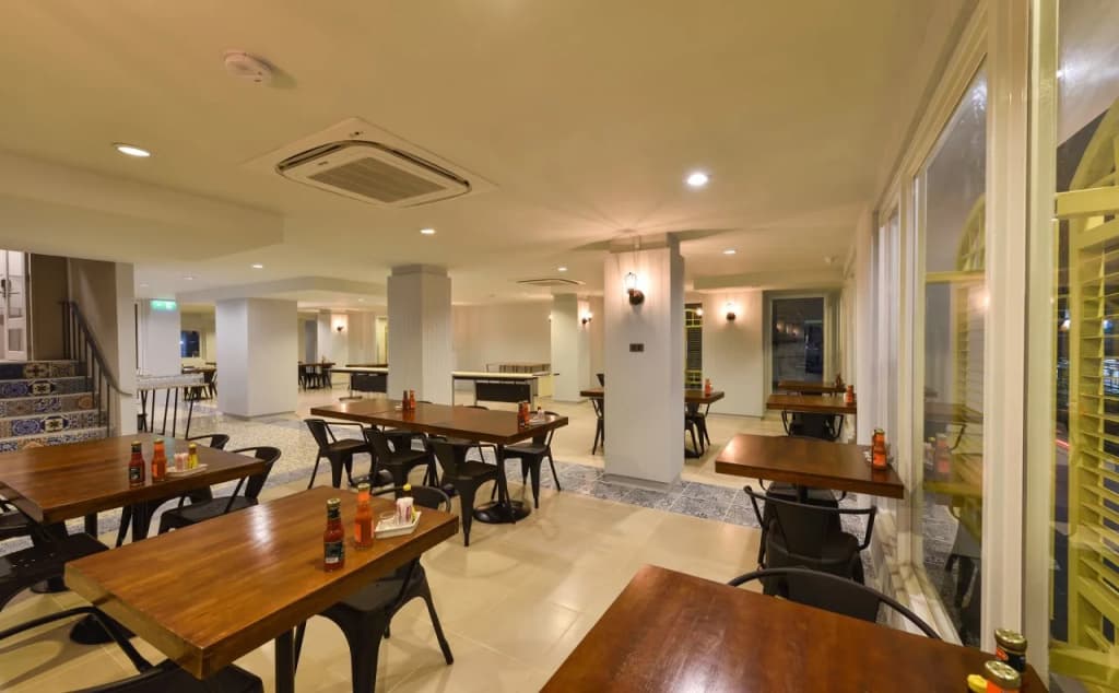 Montree Phuket Hotel - photo 25