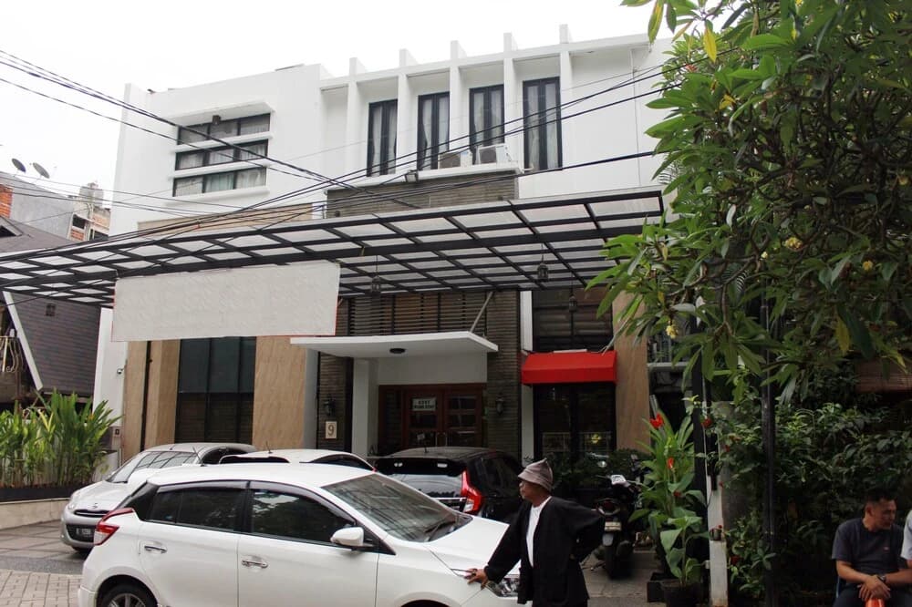 Kusuma Executive Residence - photo 13