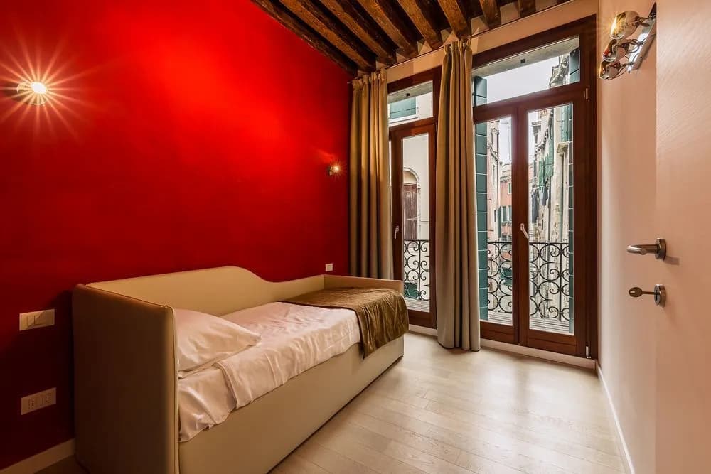 Charming Palace Corte Del Teatro - photo 6