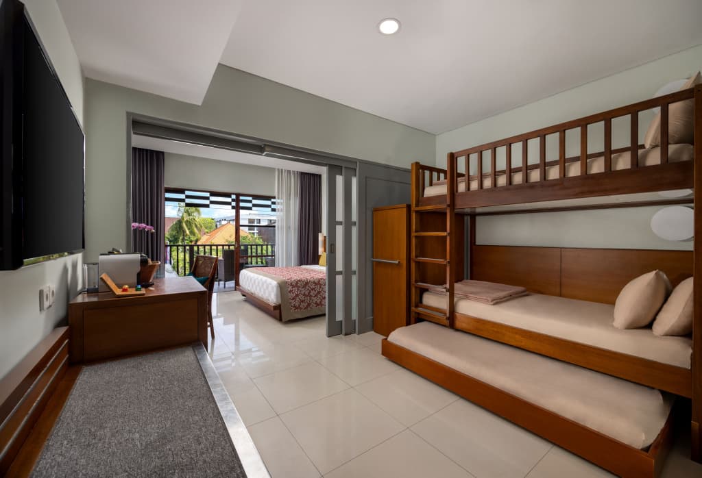 Bali Dynasty Resort - photo 4