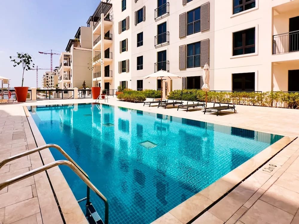 Contemporary La Mer 1BR w Beach Access - photo 11