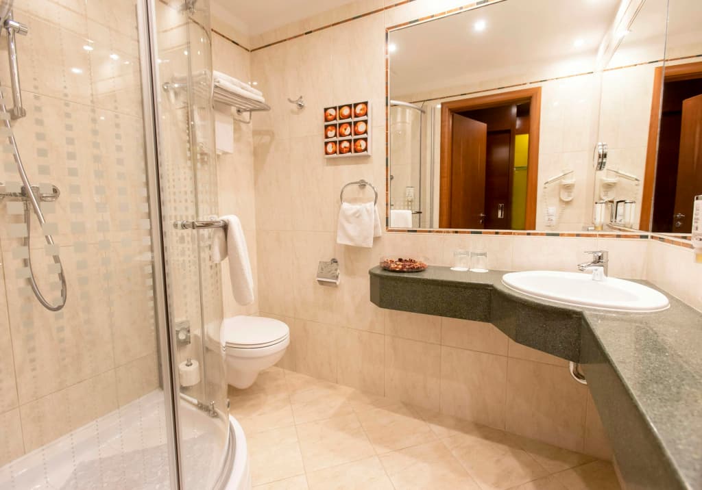 Lions Garden Hotel - photo 9