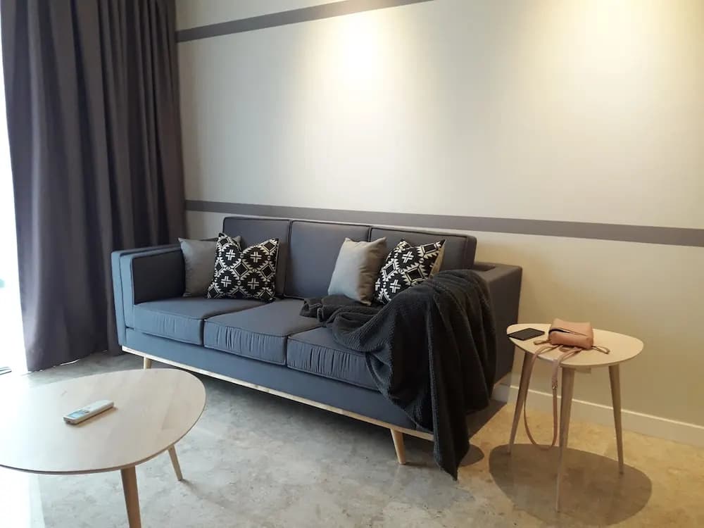 7Stonez Anggun Suites - photo 3