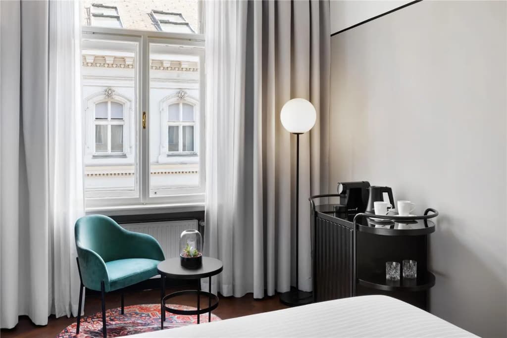 Hotel Astoria Vienna, Curio Collection by Hilton - photo 17