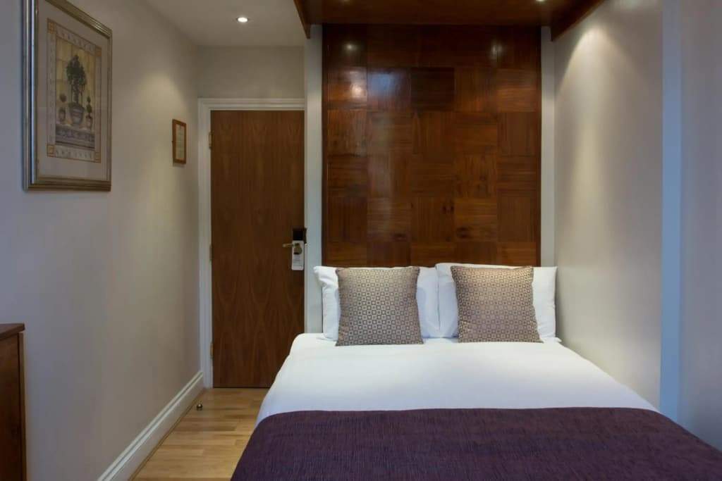 Garden View Hotel - photo 4