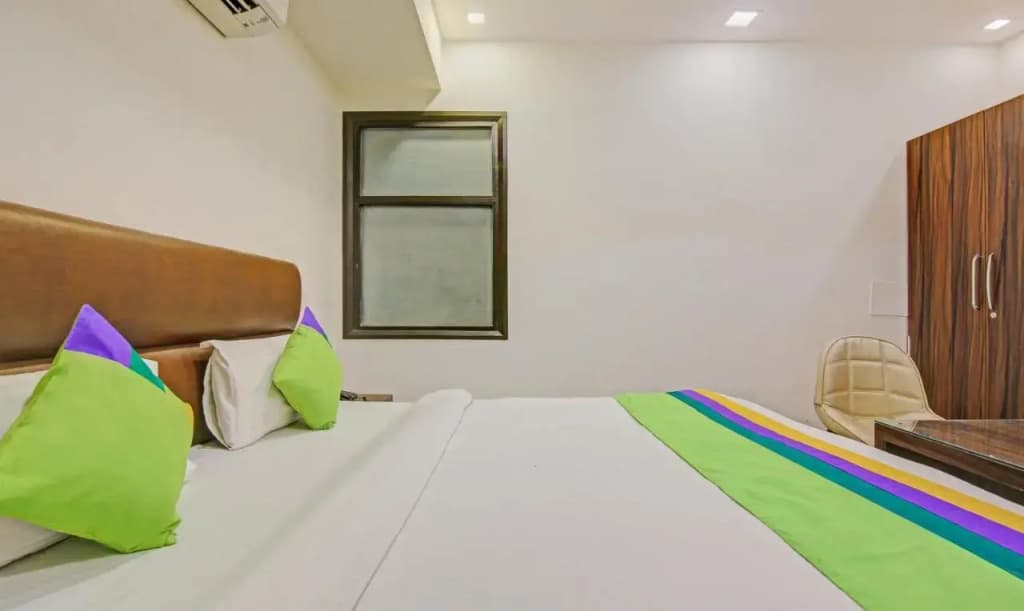 Itsy Hotels Prime Stay - photo 26