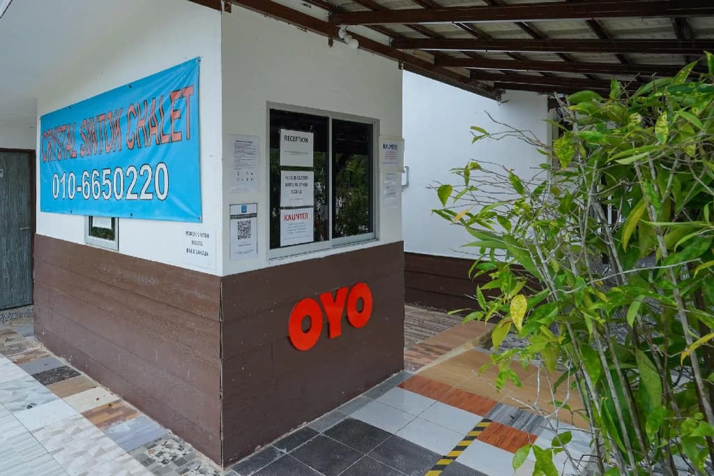 OYO 90085 Crystal Sintok Chalet - photo 10