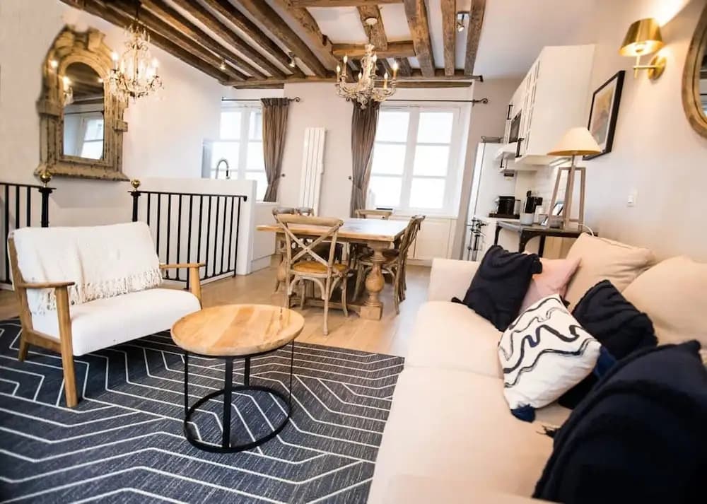 Classy Bourgeois Chic 2 Bedroom Apt in Le Marais - photo 10