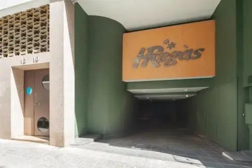 H Regas - photo 1