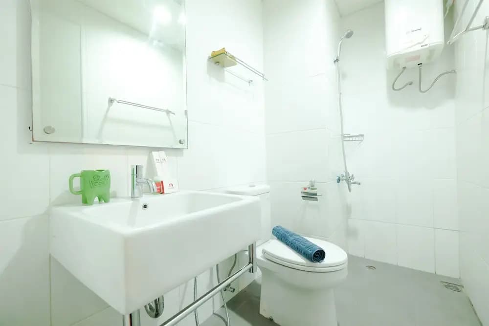 Homey Westmark Tanjung Duren Apartment near Taman Anggrek - photo 6
