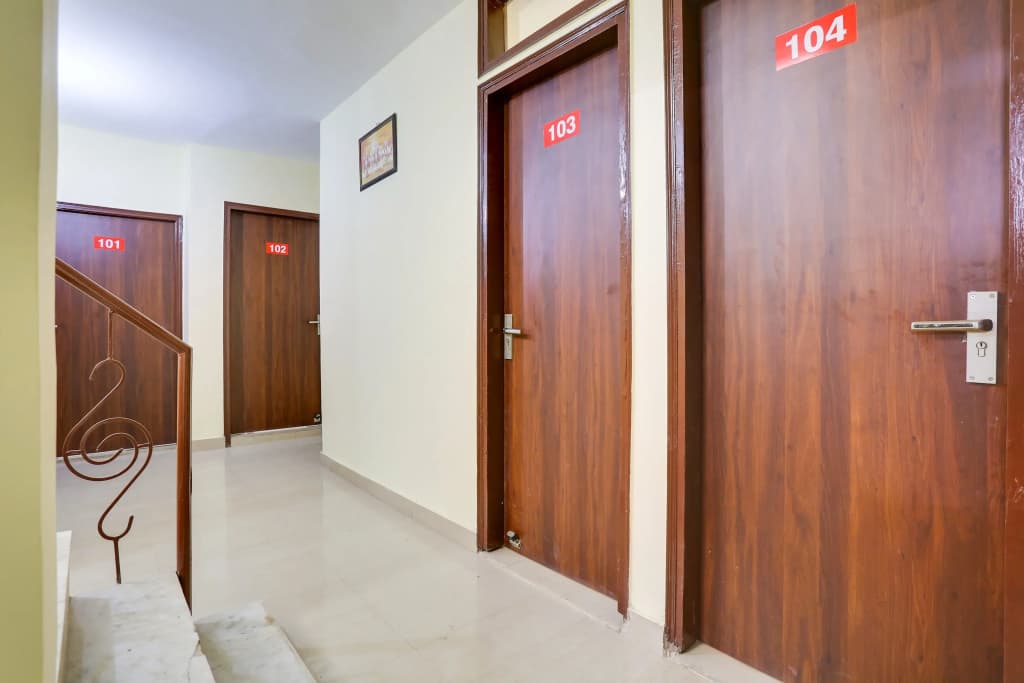 Hotel O Dwarka Metro - photo 16