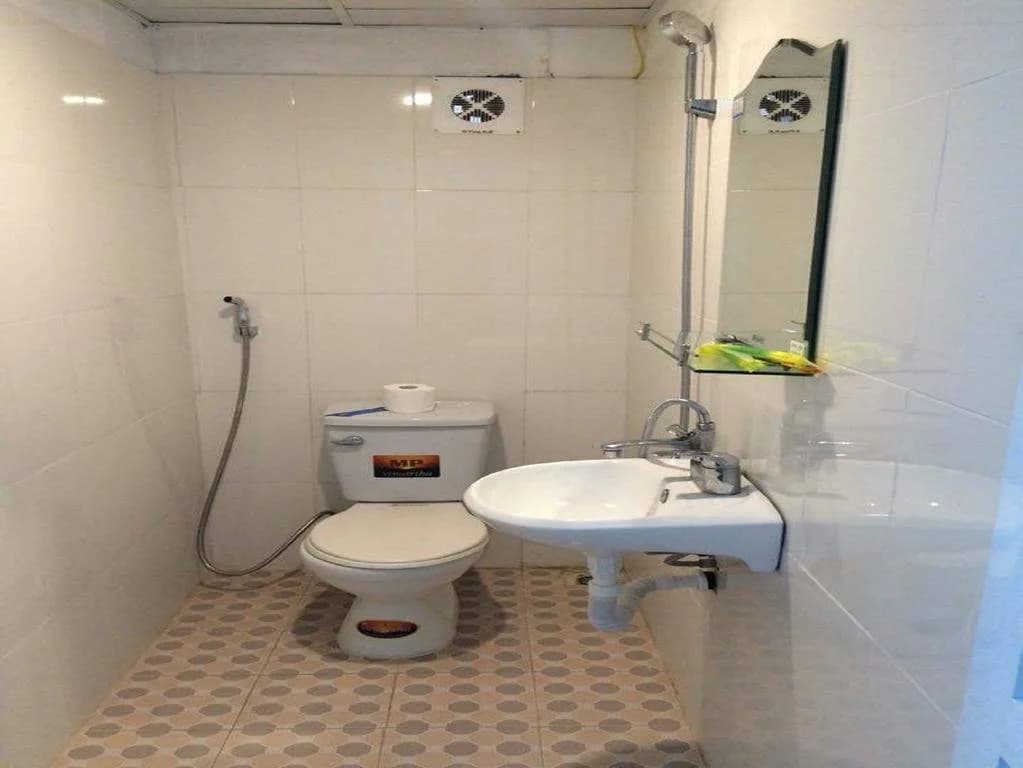 Hanoi Bluestar Hostel 2 - photo 8