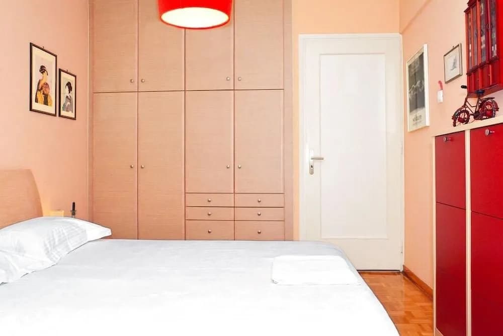 Superb view apartment next to Metro - photo 3