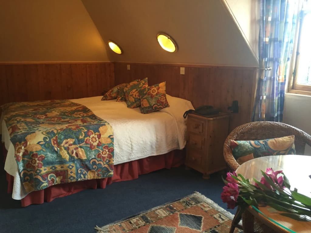 Ashdene House - photo 4
