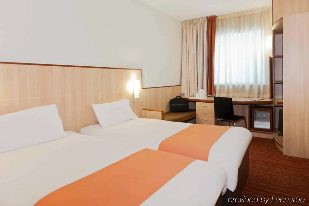 ibis Al Barsha - photo 6