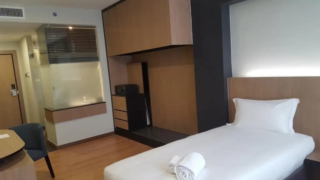 Roxy Hotel and Apartments Hotel - photo 13