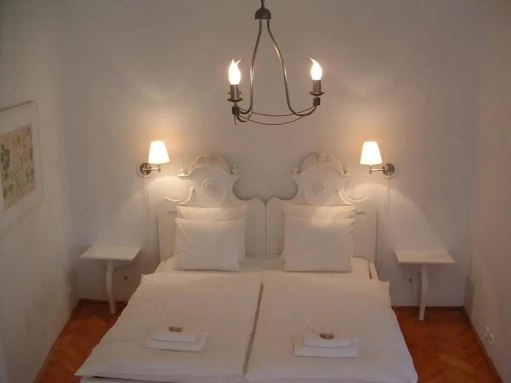 Opera Apartments - photo 5