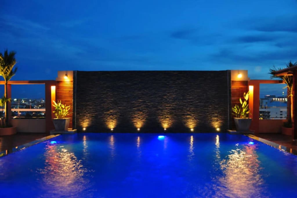 Empress Pattaya Hotel - photo 19