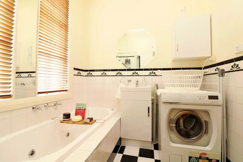 Brunswick Renaissance - Rejuvenate Stays - photo 7