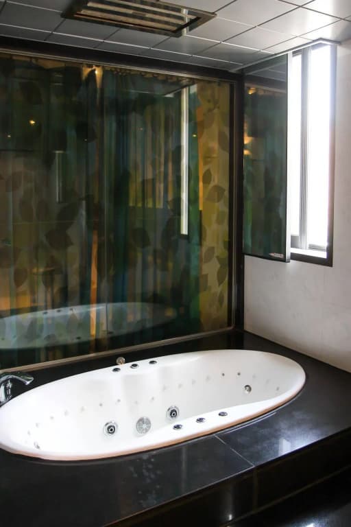 JJ Hotel - photo 10