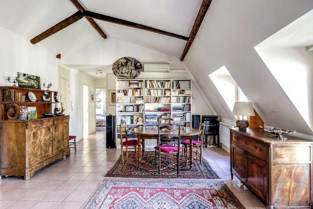 Rustic 3-bdr Family Apartment in Canal St. Martin - photo 6