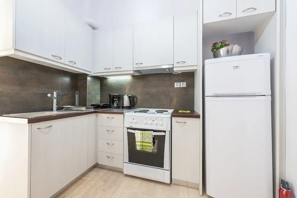 Central & Cozy Apartment With Balcony - photo 16