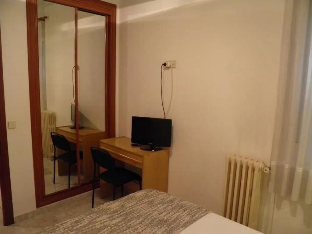 Hostal Angelines - main photo