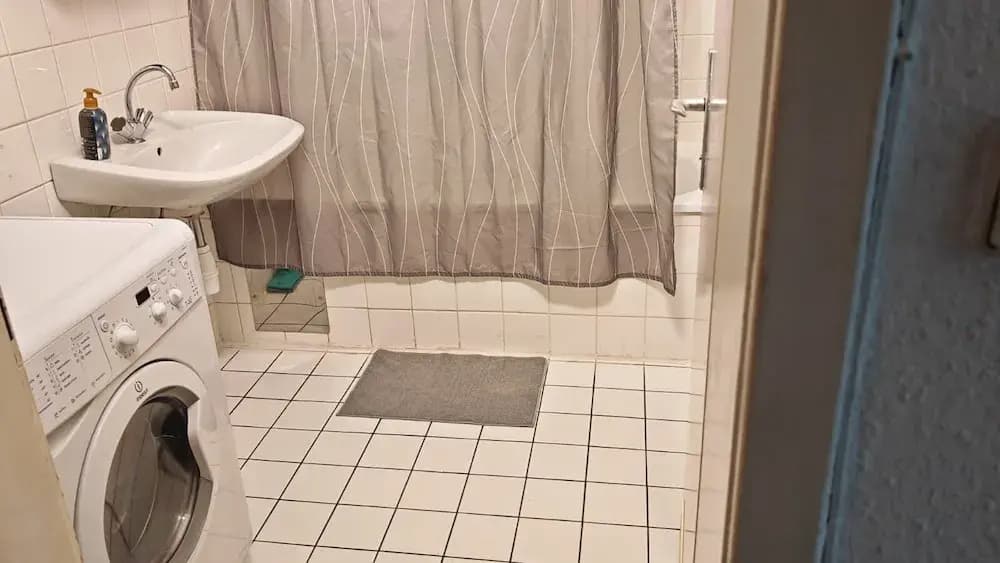 Cozy 1BR Suited for Extended Comfort - photo 6