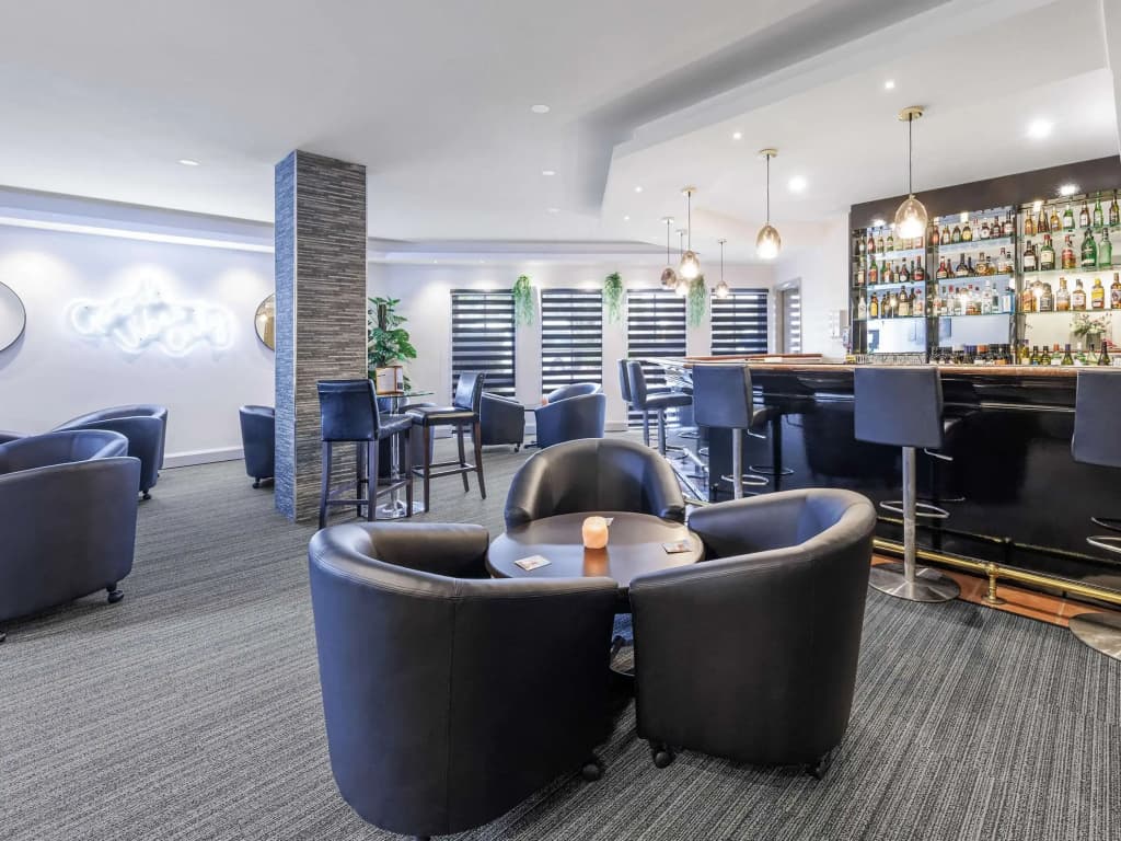 Quality Hotel Melbourne Airport - photo 11