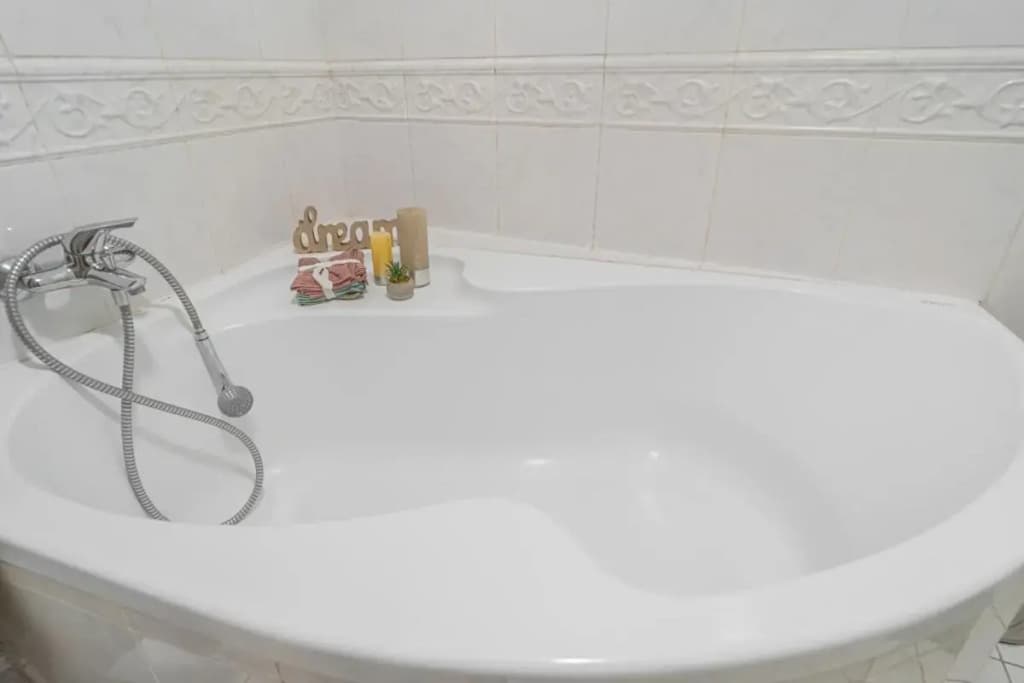 Stylish Studio Close to Prague Castle, WalkScore 99% - photo 4