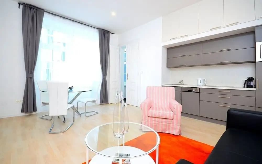 Vienna Residence Lovely Apartment with Space for 2 Close To the Subway - photo 2