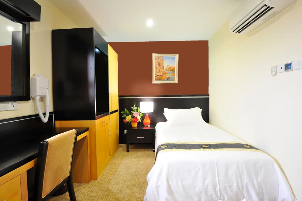 Hallmark Regency Hotel - Johor Bahru - photo 3