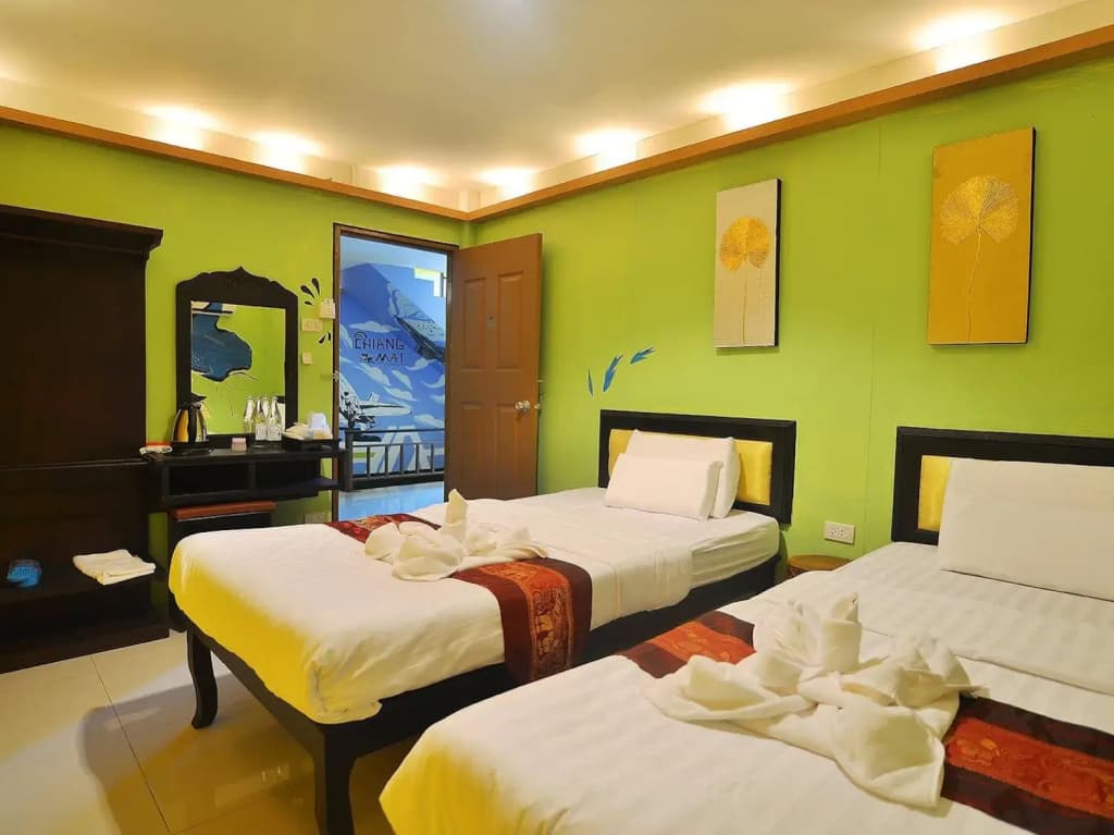 OYO 768 First Station Hotel - photo 3