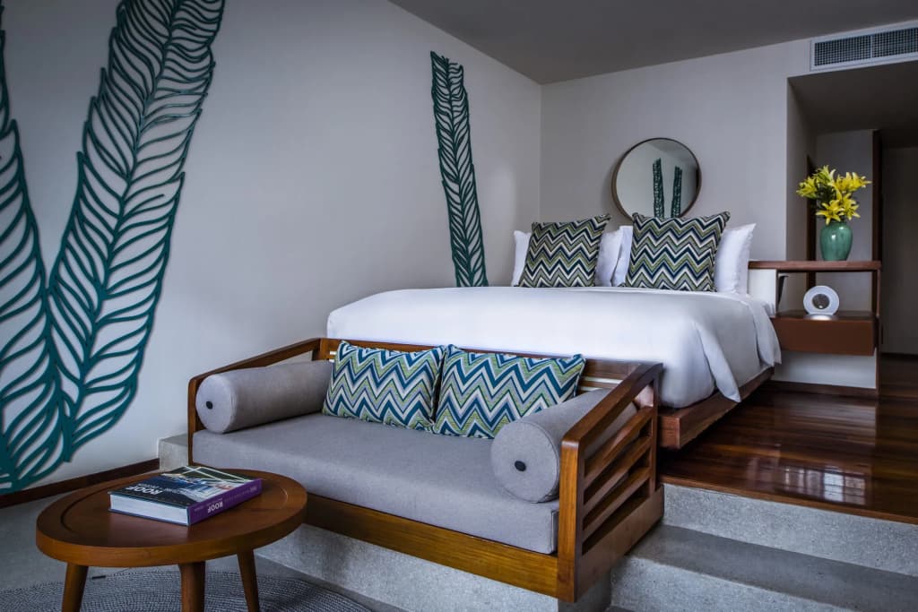 The Aviary Hotel - photo 6