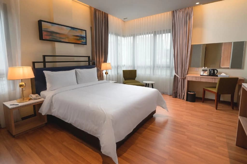 M Palace Hotel - photo 2
