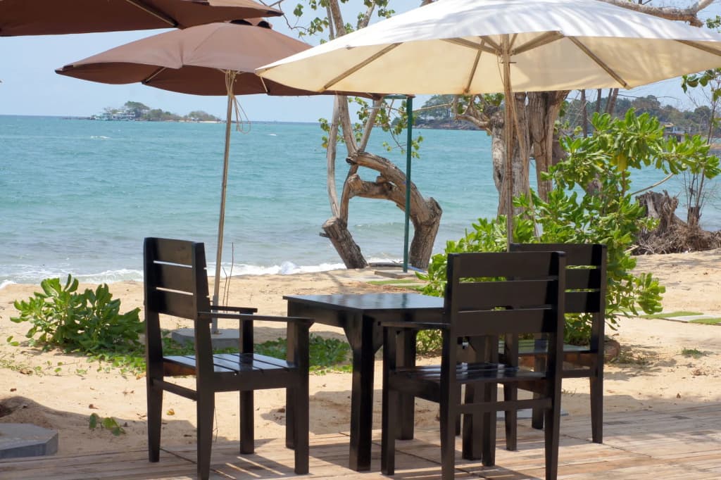 Gold Sand Beach Bungalow - photo 9