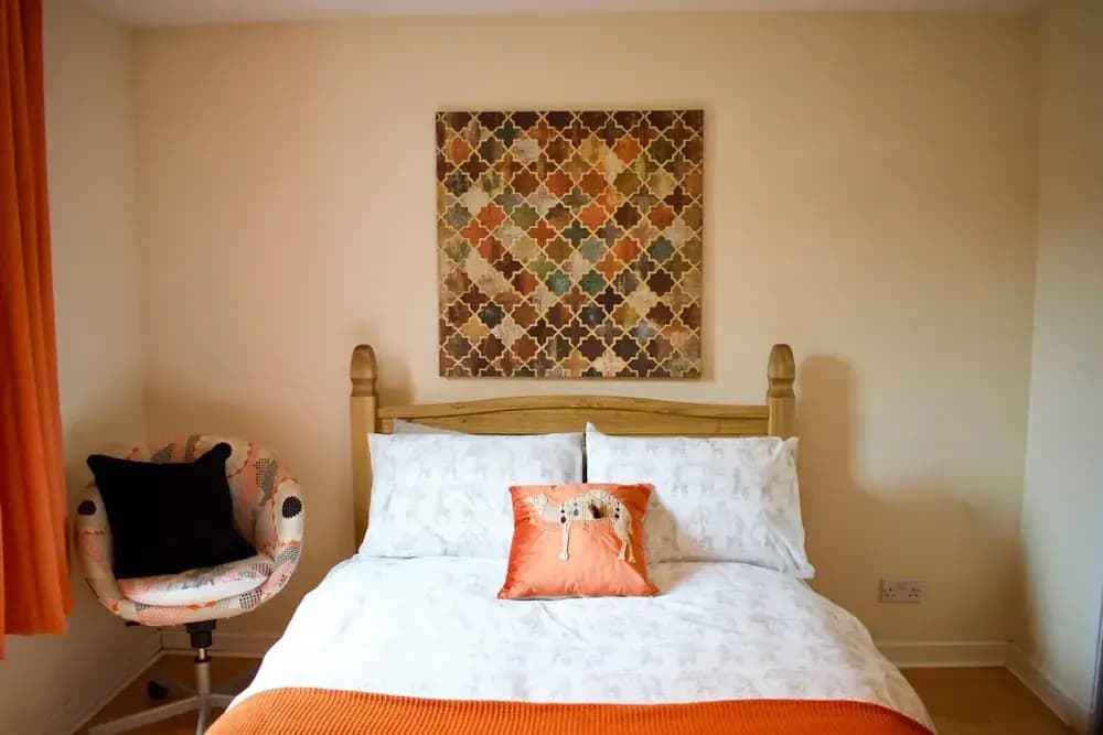 Spacious 3 Bed Apartment in Central Location - photo 12