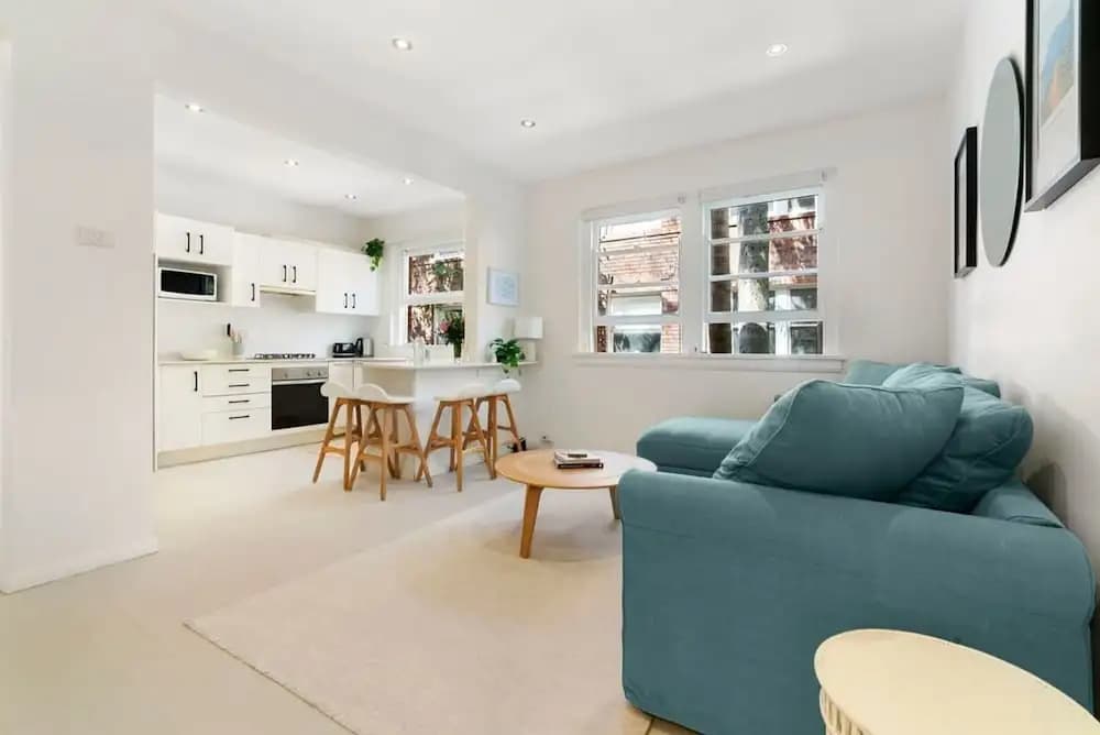 Bondi Breeze Apartment - photo 7