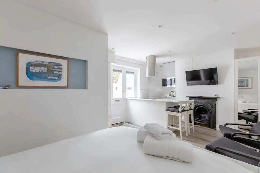 Sleek & Well-connected Studio Flat Archway! - photo 19