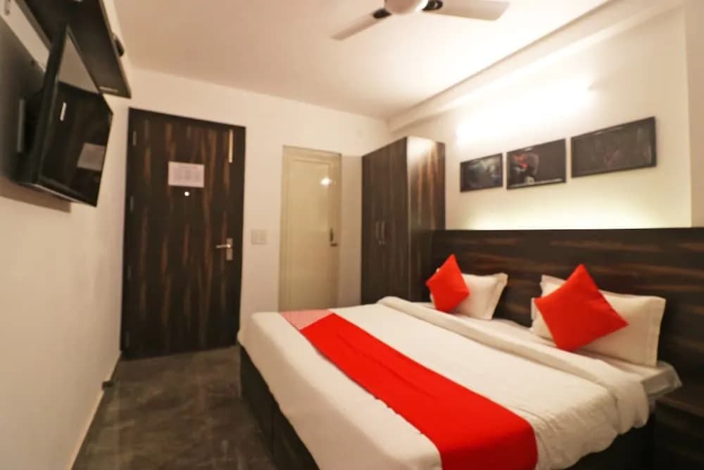 OYO 48708 Om Palace - photo 2